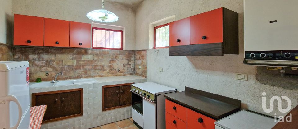 Rustico 0 locali di 420 m² in Monte San Pietrangeli (63816)