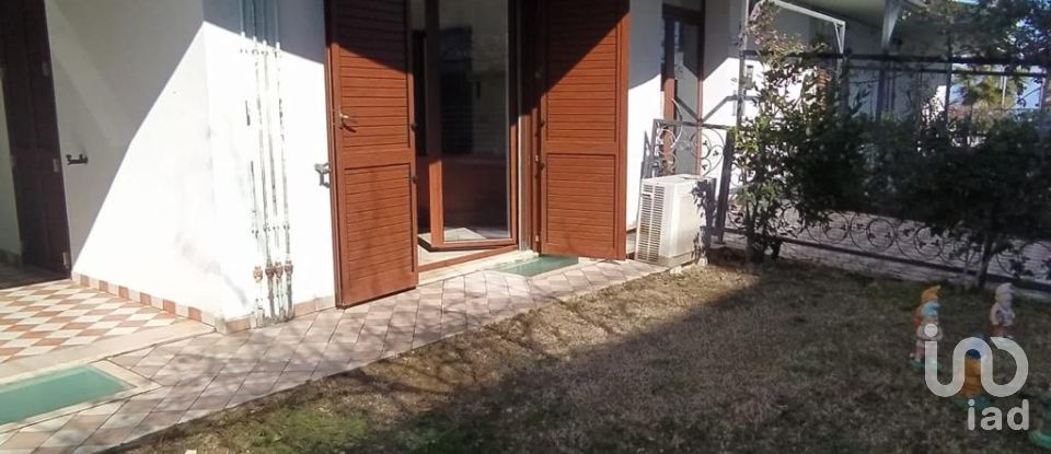 Apartment 5 rooms of 72 m² in Roseto degli Abruzzi (64026)