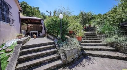 Casa indipendente 11 locali di 199 m² in Traversetolo (43029)