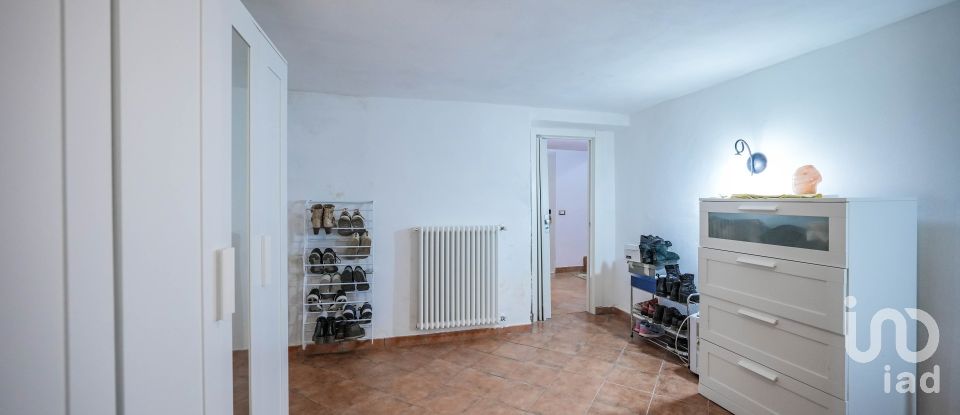 Casa indipendente 11 locali di 199 m² in Traversetolo (43029)