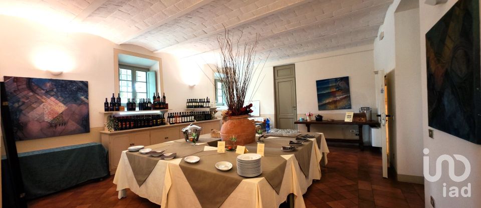 Hotel 3 * di 1.200 m² in San Gimignano (53030)