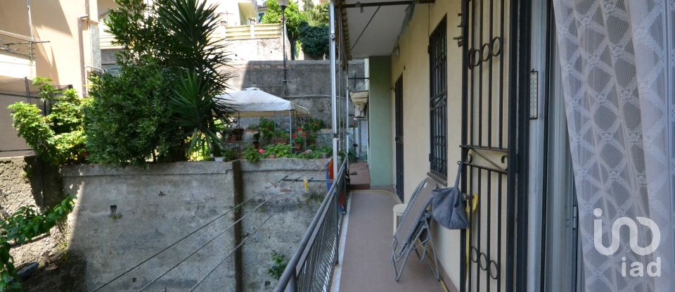 Four-room apartment of 79 m² in Genova (16133)