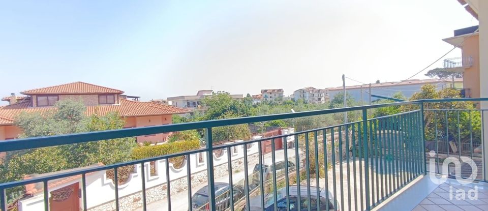 Three-room apartment of 80 m² in Villaricca (80010)