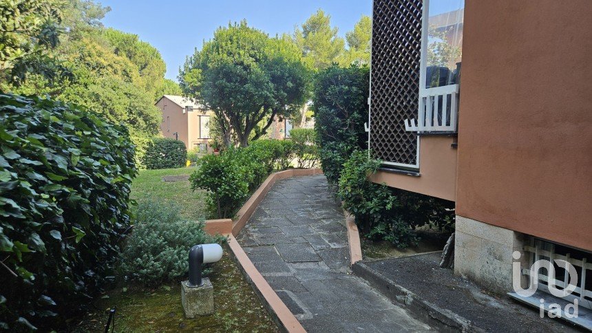 Three-room apartment of 70 m² in Arenzano (16011)