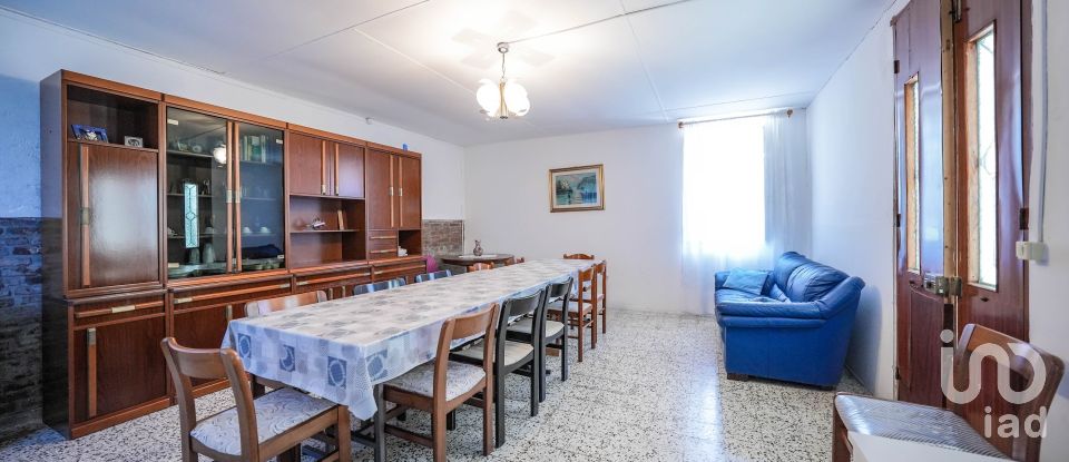 Town house 5 rooms of 110 m² in Massa Fiscaglia (44025)