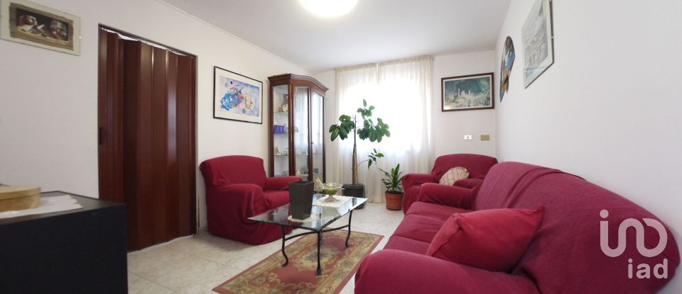 Appartamento 10 locali di 233 m² a Filottrano (60024)