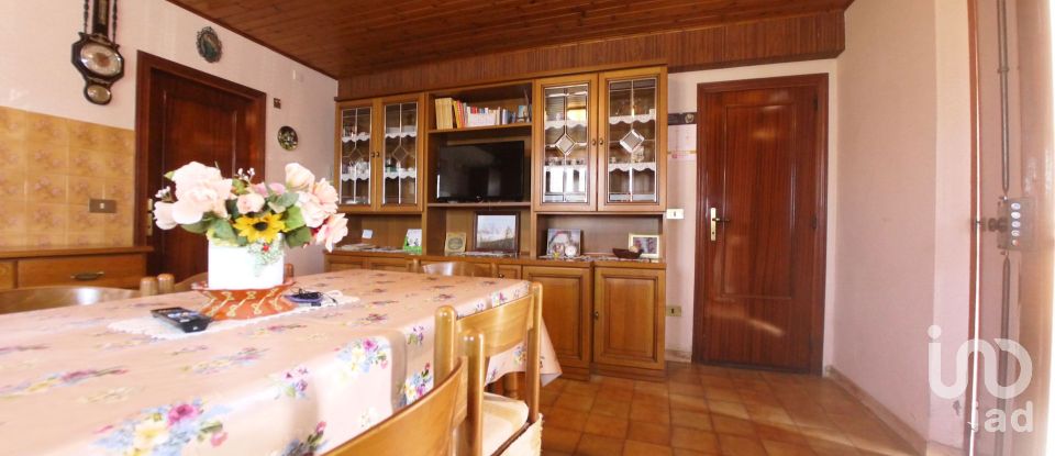 Appartamento 10 locali di 233 m² a Filottrano (60024)