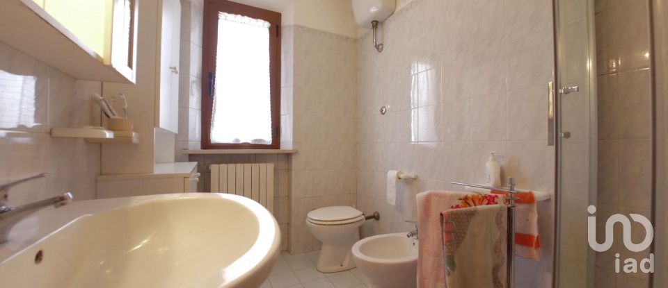 Appartamento 10 locali di 233 m² a Filottrano (60024)