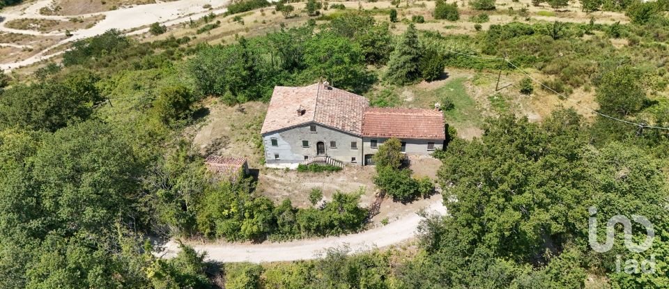 Rustico 7 locali di 324 m² in San Leo (47865)