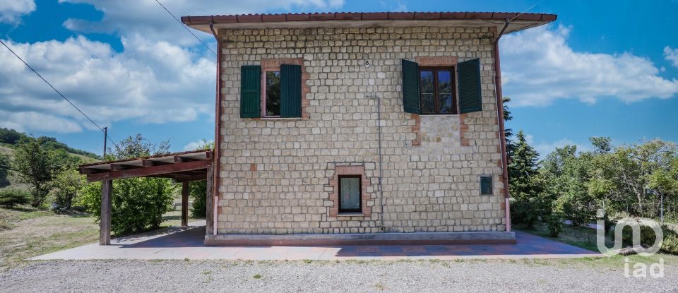 Casa indipendente 6 locali di 191 m² in San Leo (47865)