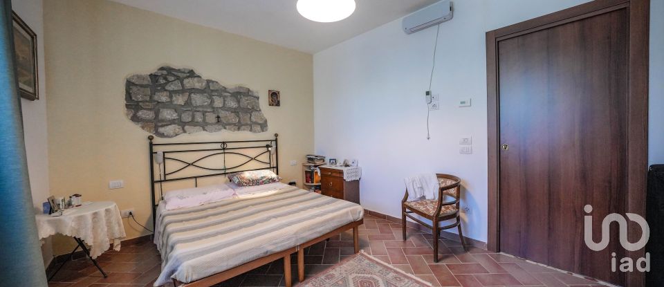 Casa indipendente 6 locali di 191 m² in San Leo (47865)