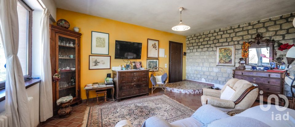 Casa indipendente 6 locali di 191 m² in San Leo (47865)