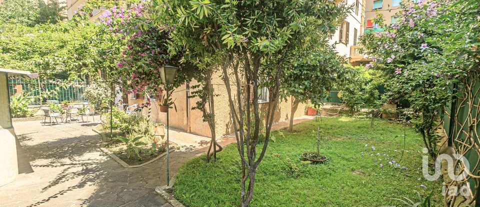 Appartamento 6 locali di 91 m² a Genova (16145)