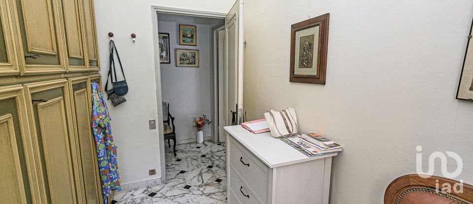 Appartamento 6 locali di 91 m² a Genova (16145)