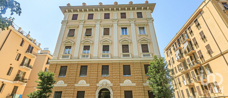 Appartamento 6 locali di 91 m² a Genova (16145)