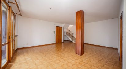 Duplex 4 rooms of 110 m² in Ostellato (44020)