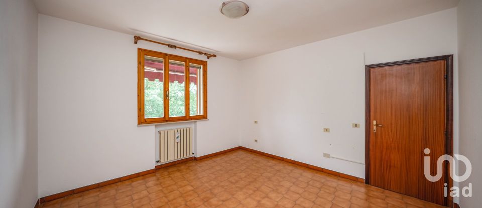 Duplex 4 rooms of 110 m² in Ostellato (44020)