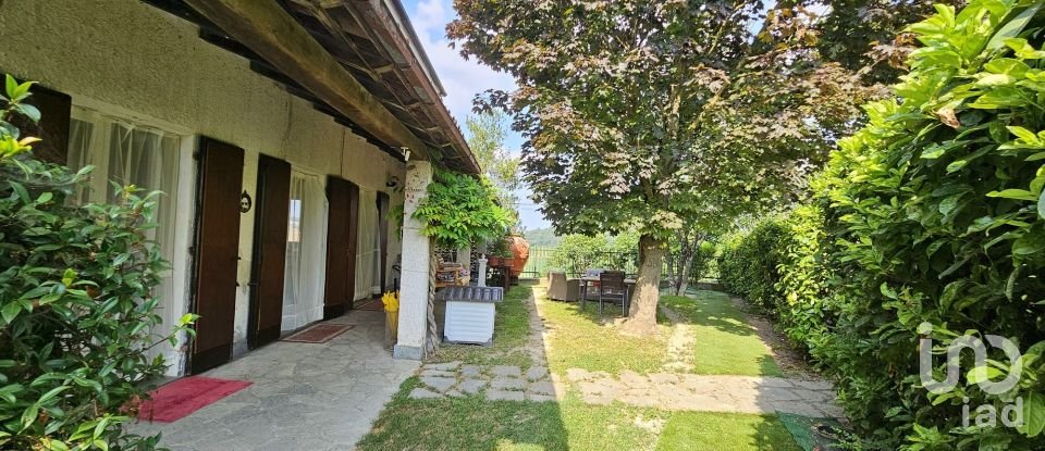 Barn conversion 8 rooms of 250 m² in Viarigi (14030)