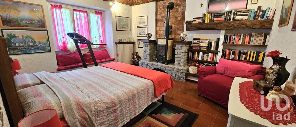 Barn conversion 8 rooms of 250 m² in Viarigi (14030)