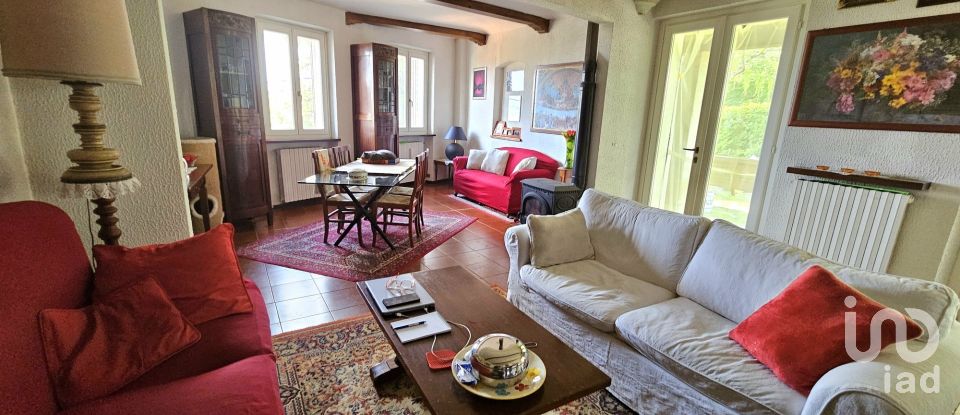 Barn conversion 8 rooms of 250 m² in Viarigi (14030)