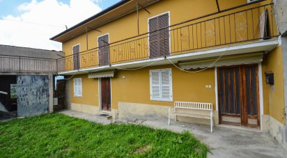 House 11 rooms of 200 m² in Prunetto (12077)