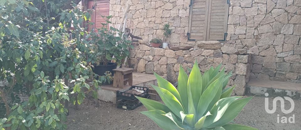 Farm 10 rooms of 188 m² in Olbia (07026)