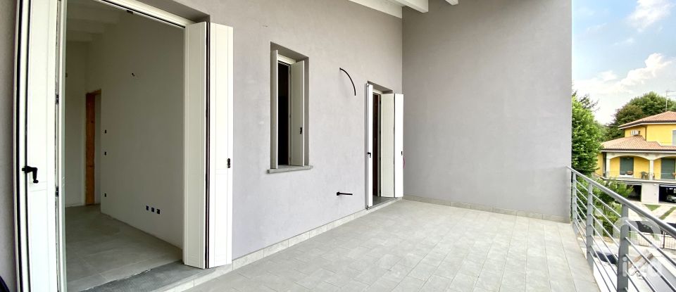 Attico / Mansarda / Loft 4 locali di 110 m² a Volta Mantovana (46049)