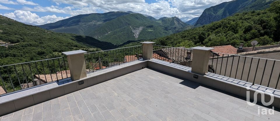 Villa storica 17 locali di 300 m² in Cocullo (67030)