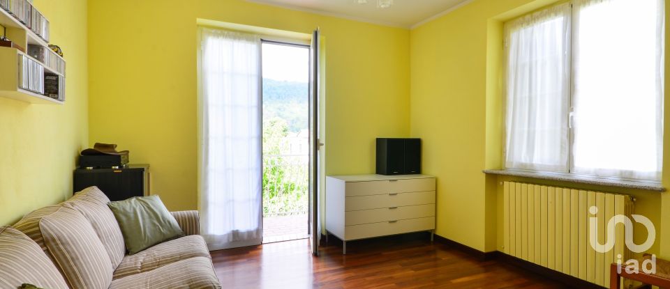 House 10 rooms of 240 m² in Saliceto (12079)