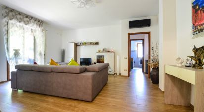 Four-room apartment of 110 m² in Dego (17058)