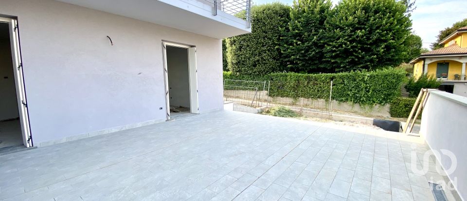 Land 4 rooms of 140 m² in Volta Mantovana (46049)