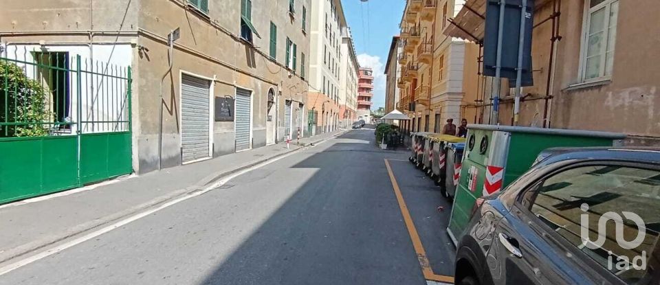 Attività locali di 120 m² in Genova (16155)