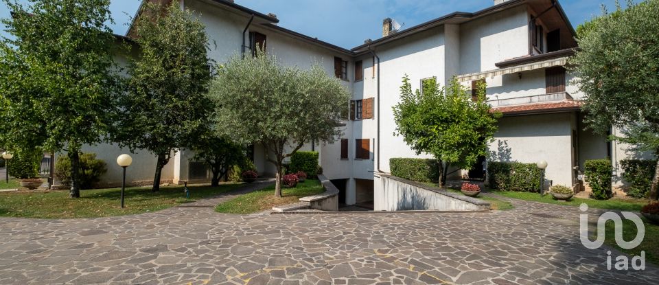 Three-room apartment of 77 m² in Sirmione (25019)