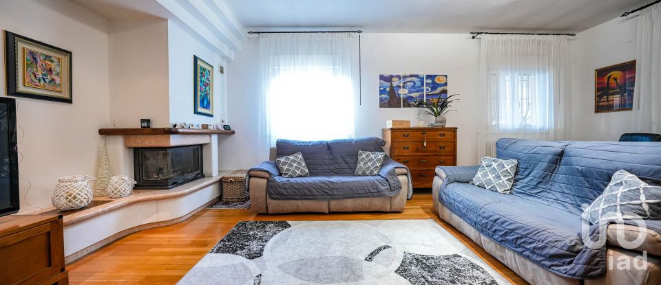 Casa indipendente 8 locali di 343 m² in Portomaggiore (44015)