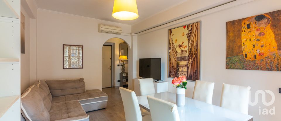 Two-room apartment of 63 m² in Milano (20149)