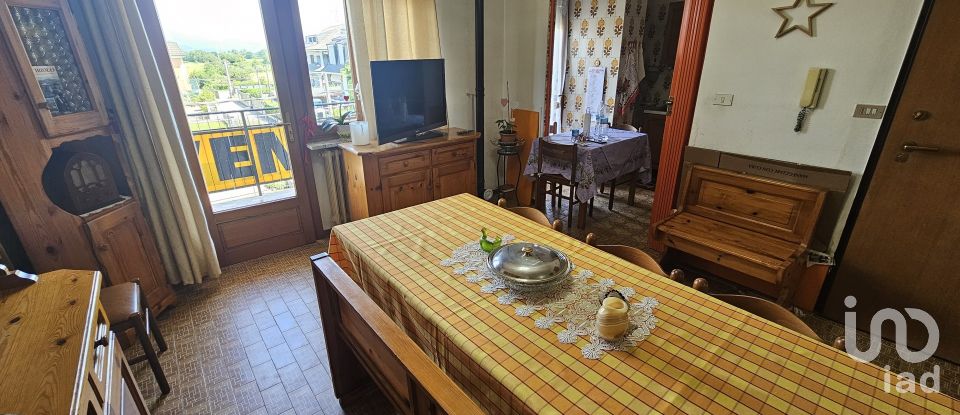 Four-room apartment of 90 m² in Favria (10083)