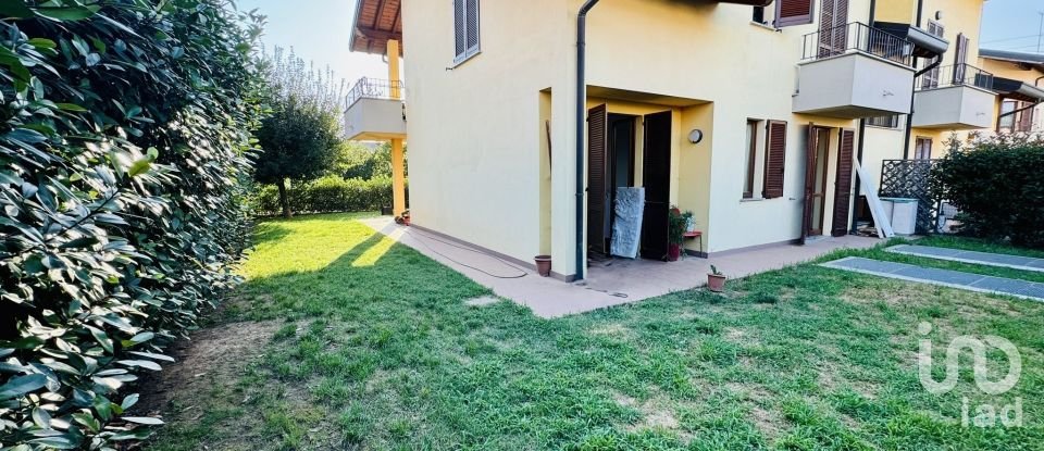 Three-room apartment of 105 m² in Triuggio (20844)