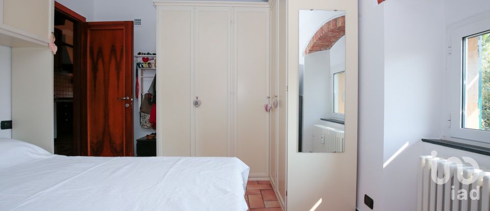 Barn conversion 5 rooms of 95 m² in Genova (16138)