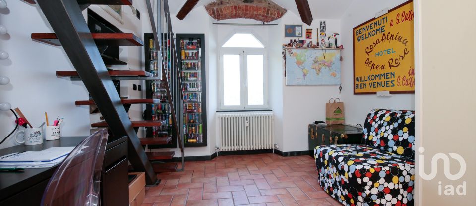 Barn conversion 5 rooms of 95 m² in Genova (16138)