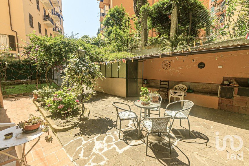 Appartamento 6 locali di 91 m² a Genova (16145)