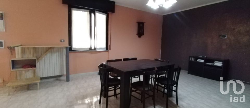 Appartamento 5 locali di 126 m² a Costanzana (13033)