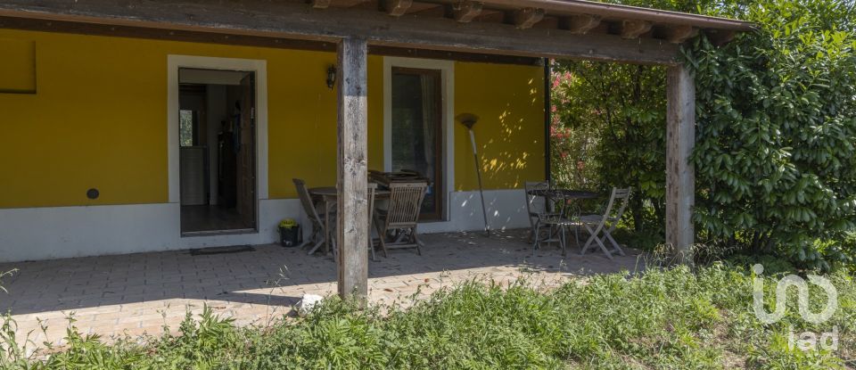 Casa 9 locali di 151 m² in Cingoli (62011)