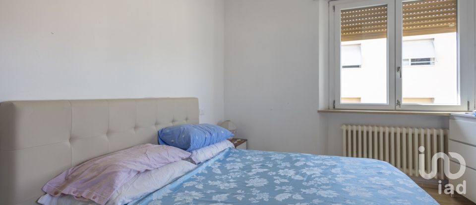 Appartamento 5 locali di 81 m² a Ancona (60126)