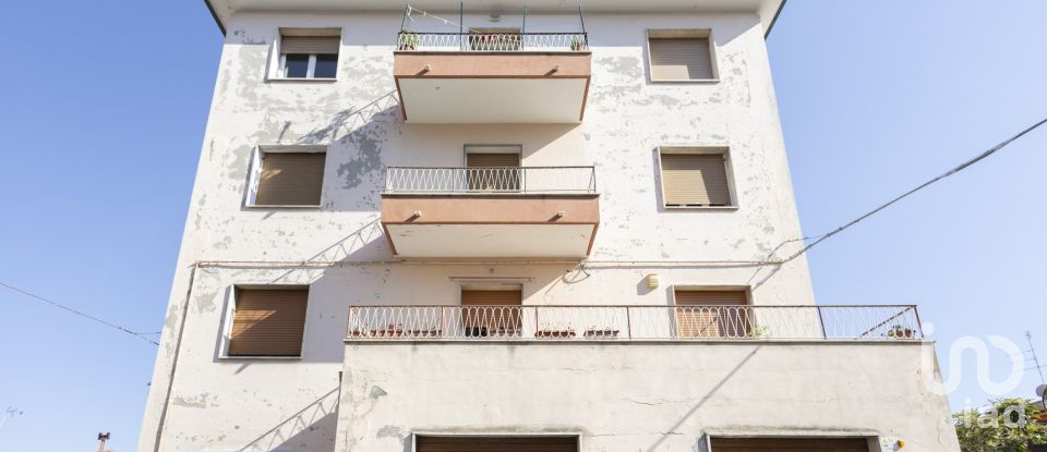 Appartamento 5 locali di 81 m² a Ancona (60126)