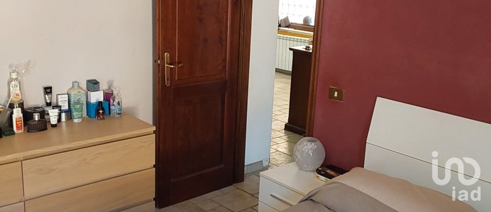 Casa indipendente 8 locali di 210 m² in Pomezia (00071)