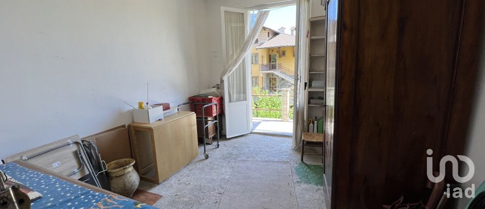 Casa indipendente 14 locali di 267 m² in Lumarzo (16024)