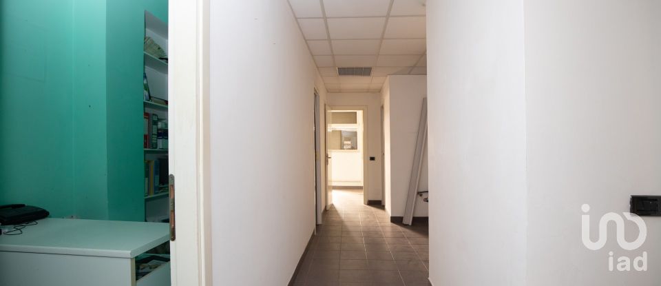 Bilocale di 80 m² a Roma (00175)