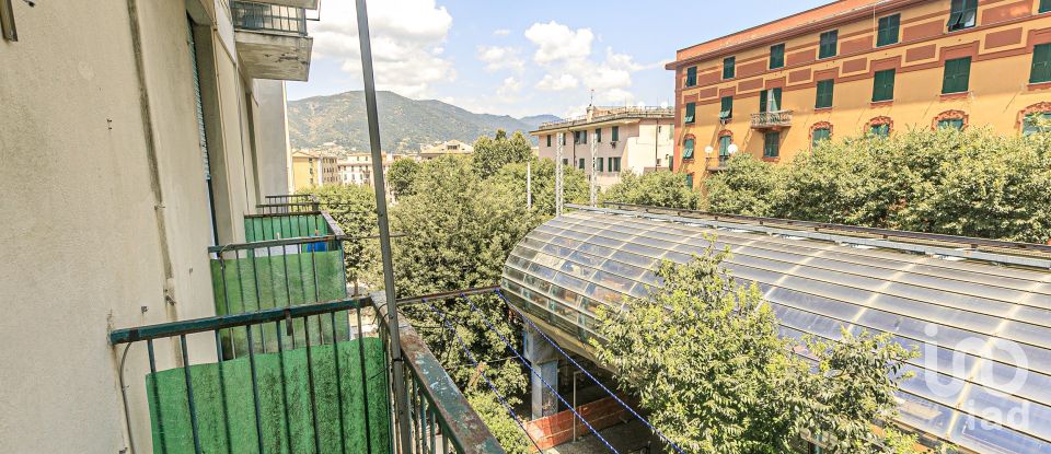 Appartamento 6 locali di 83 m² a Genova (16151)