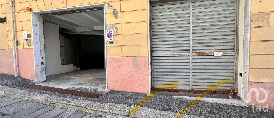 Negozio / locale commerciale di 66 m² in Genova (16133)