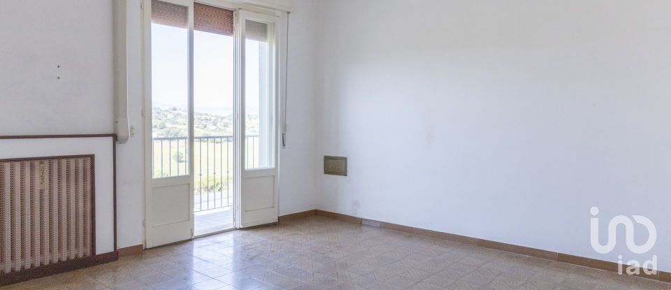 Appartamento 7 locali di 130 m² a Filottrano (60024)